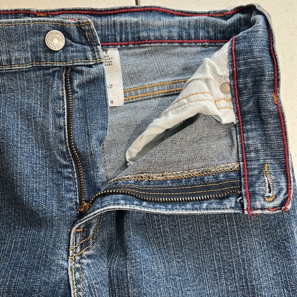 Levi’s Ladies 550 Relaxed Tapered Jeans, Size 10 M - Picture 10 of 10